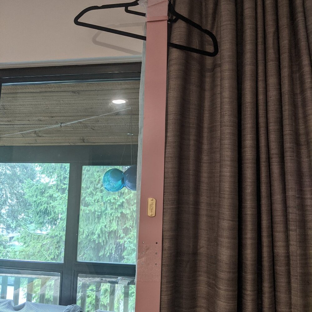 NWT Max Mara pink medium size leather belt